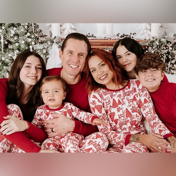 Meet your Posher, Mikala - Picture 4 of 4